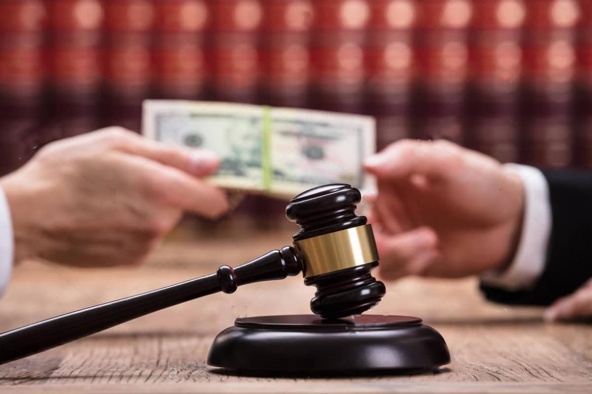 Kashkadarya judge arrested on bribery charges, judicial immunity suspended
