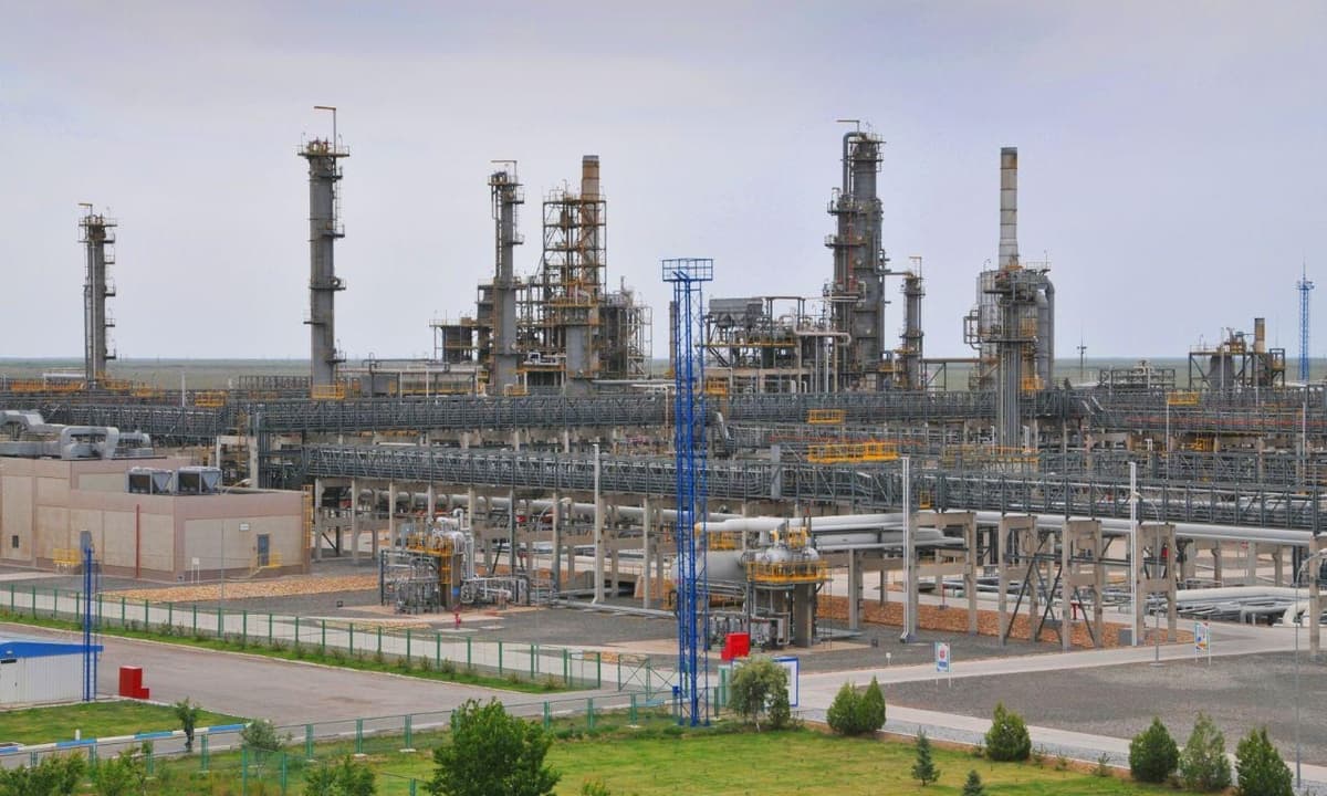 Bukhara Oil Refinery to stop production of AI-80 petrol