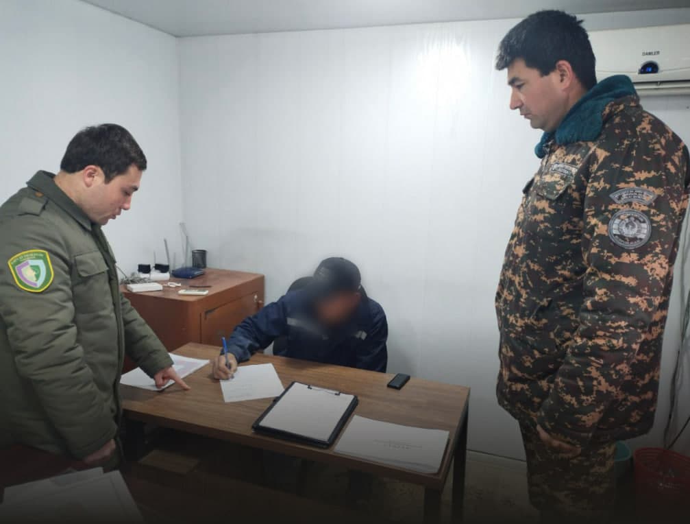 В Ташкенте наказан человек, сбросивший мусор с верхнего этажа