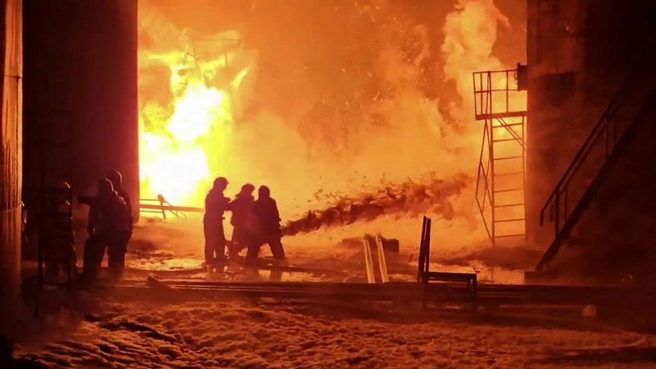 Lipetsk yaqinida dronlar hujumidan keyin harbiy aerodromda yong‘in chiqdi