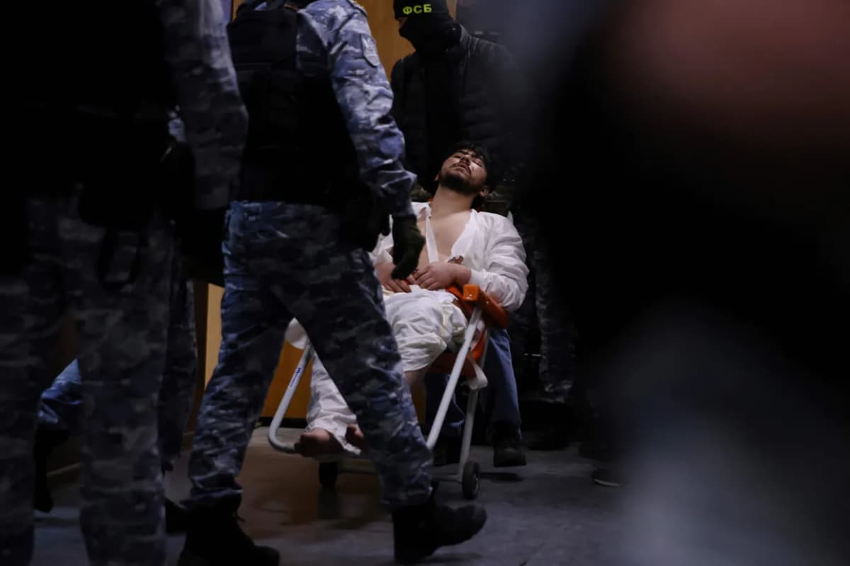 «Krokus Siti Holl»dagi terakt ishi bo‘yicha gumonlanuvchilar sudda - fotosuratlar