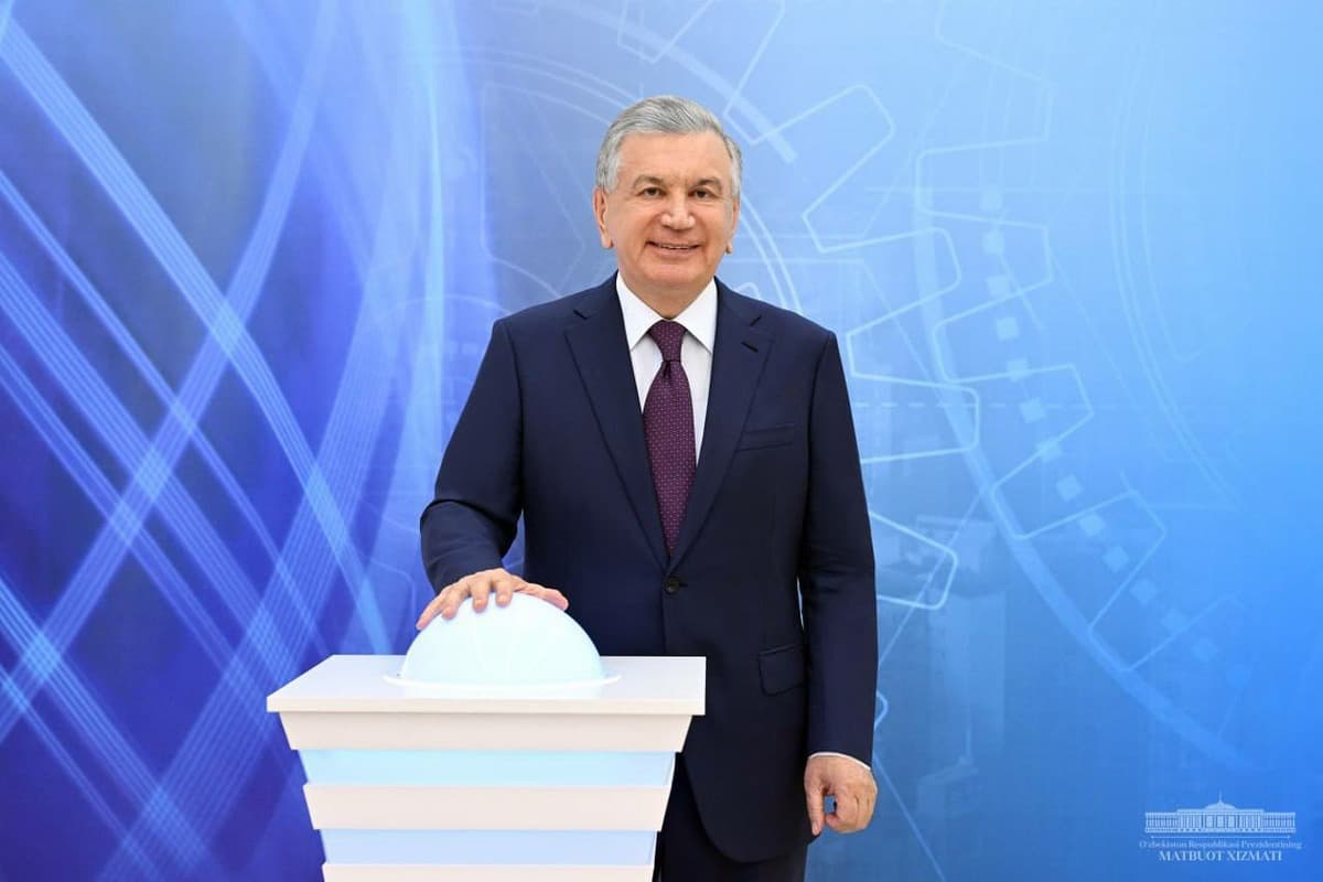 President launches construction of 500 MW solar power plant in Fergana region