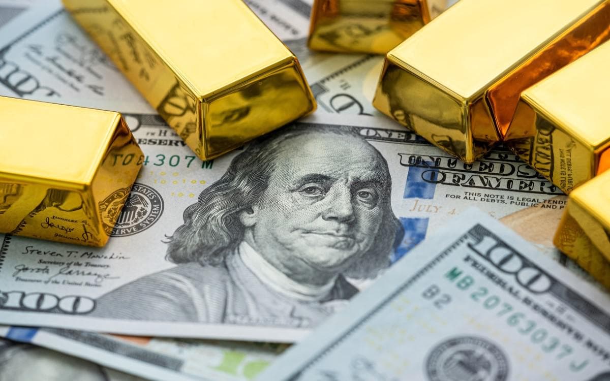 Dollar mustahkamlandi, Bitcoin va oltin narxi keskin qimmatlashdi - xalqaro moliya bozori sharhi