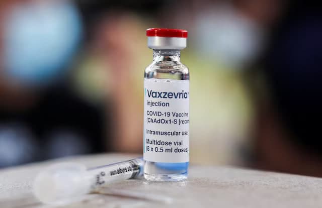 AstraZeneca ўзининг COVID-19 вакцинасини бозордан қайтариб олди