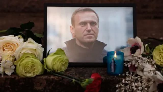 «Dose»: Navalniy qo‘lini tekkizgan hamma narsa koloniyadan olib chiqib ketildi