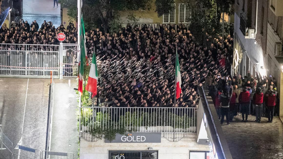 Italiyada fashistlar qutlovi reabilitatsiya qilindi