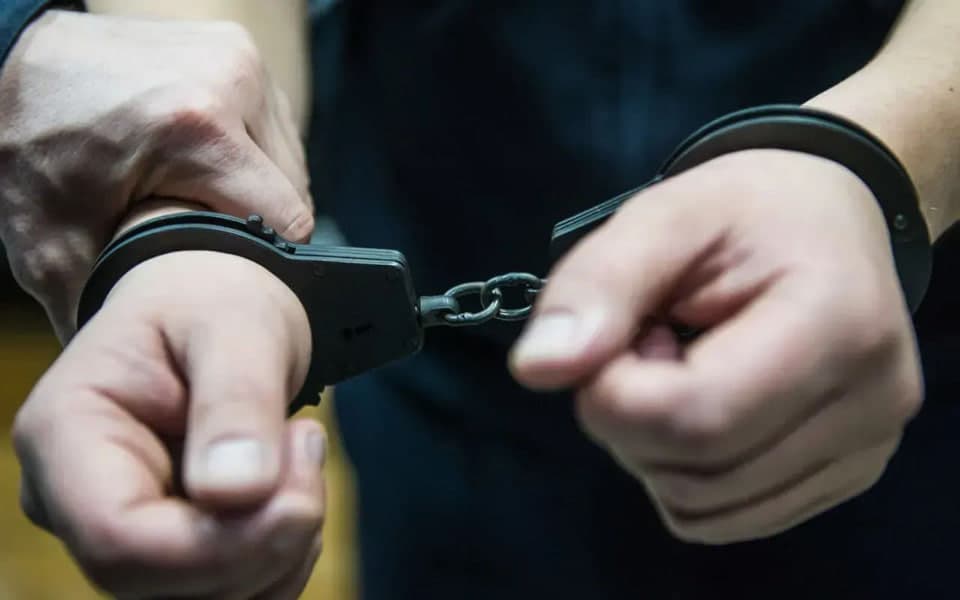 Toshkentda “tosh tagidan xazina topgan” xavfli retsividist yana uzoq yilga qamaldi
