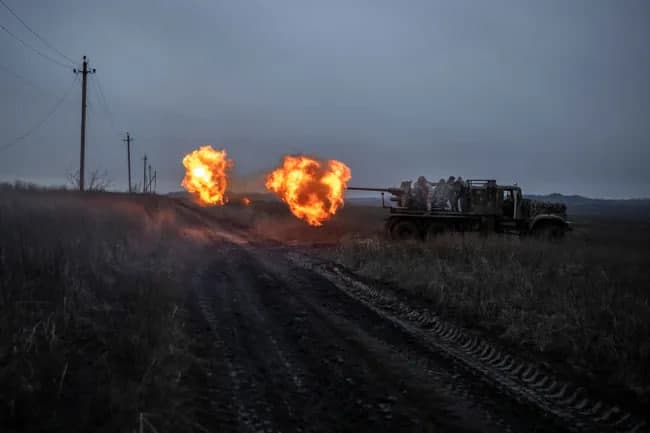 Ukrainadagi urush nega boshi berk ko‘chaga kirib qoldi? Yana bir qarshi hujum bo‘ladimi? - harbiy ekspertlar frontdagi yil yakuni haqida