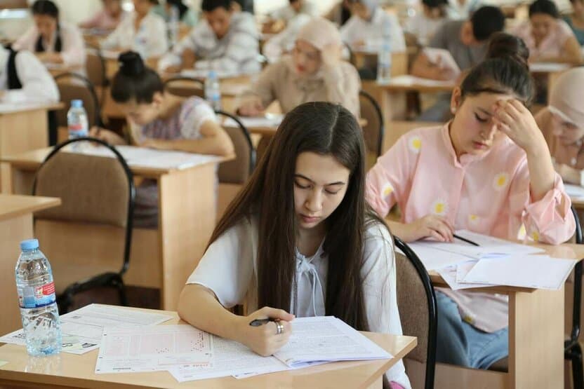 Якуний мандатда абитуриентлар нечанчи ўринда турганини кўриш имконияти очилди