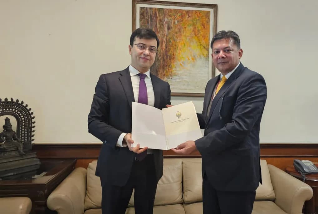 Ambassador of Uzbekistan presents his credentials to Indian Foreign Ministry official