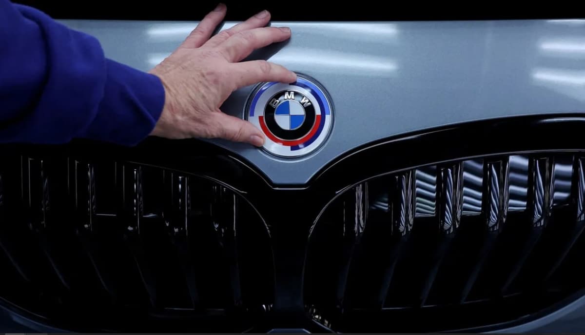 BMW AQShda 720 mingdan ortiq avtomobilini chaqirib oladi