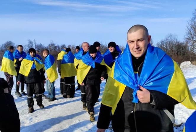 Ukraina va Rossiya fevral oyidan beri birinchi marta asirlarni almashdi