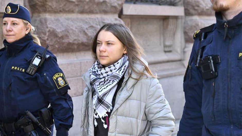 Greta Tunberg Shvetsiya parlamenti oldida namoyish o‘tkazgani uchun jarimaga tortildi