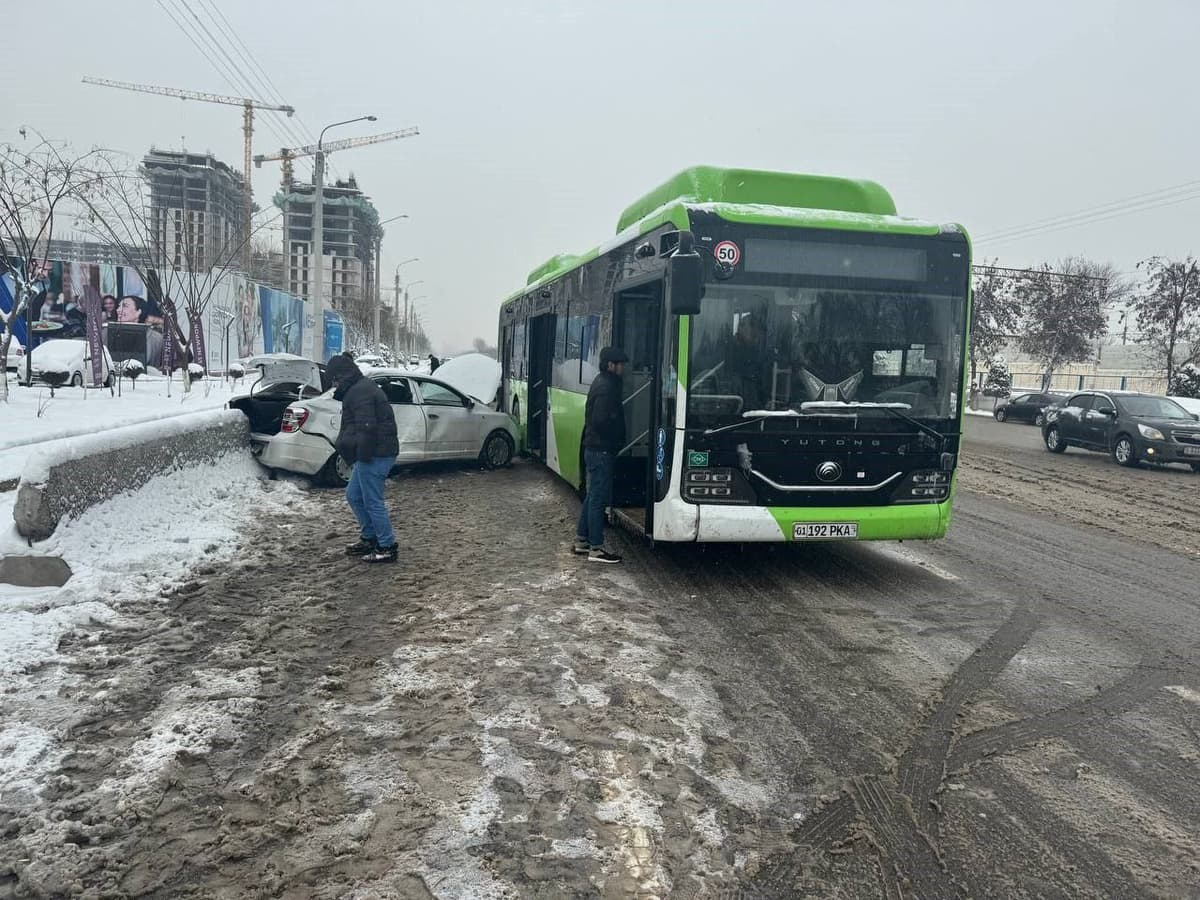 Toshkentda 2 ta elektrobus va «Kobalt» ishtirokida YTH yuz berdi