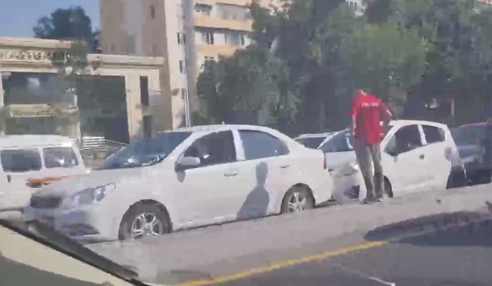 Road accident involving four cars occurs in Tashkent