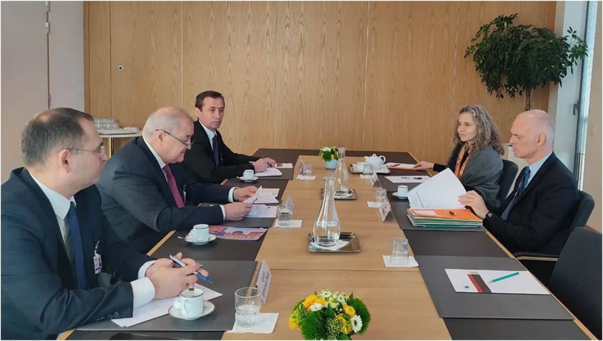 Abdulaziz Komilov Bryusselda YeK rahbarining bosh maslahatchisi bilan uchrashdi