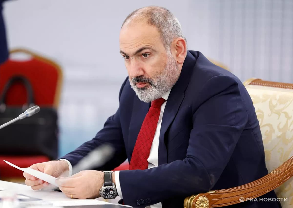 Премьер-министр Армении не будет участвовать в параде Победы в Москве