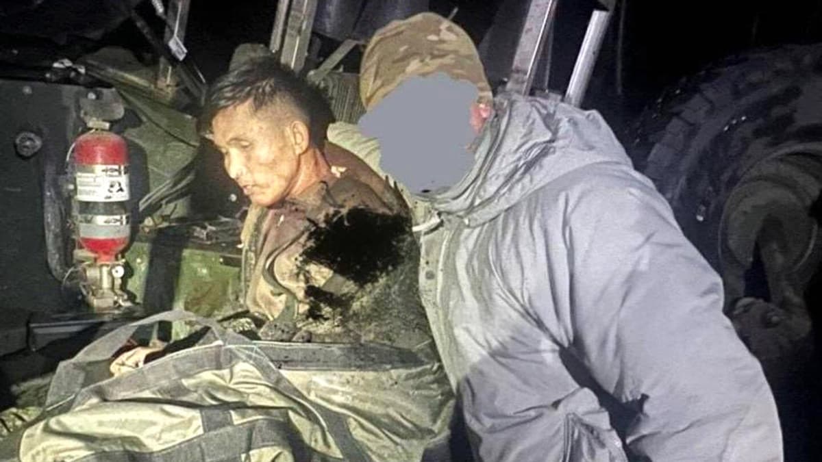 Украина илк бор КХДР аскарини асирга олди