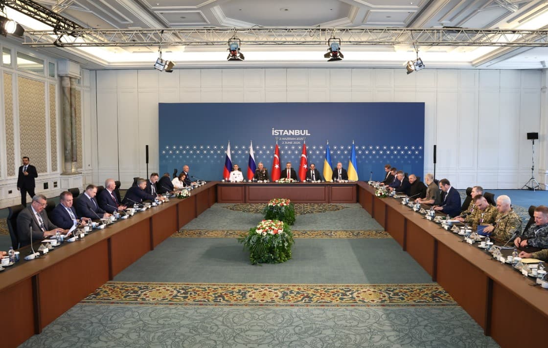 Истанбулда Россия-Украина музокаралари ёпиқ эшиклар ортида ўтди