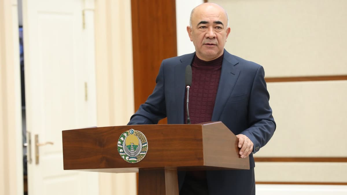 Зойир Мирзаев аёлларнинг тандирда нон ёпмай қўйганини танқид қилди