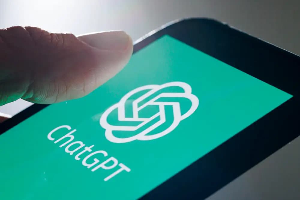 ChatGPT билан мунтазам мулоқот хавфли оқибатларга олиб келиши маълум қилинди