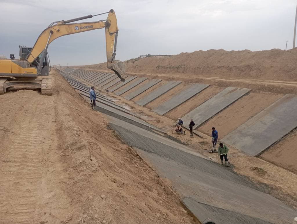 O‘zbekiston kanallarni betonlash hisobiga suv sarfini 15 foizgacha kamaytirdi
