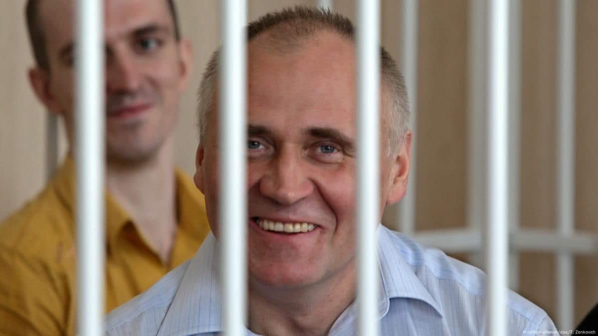 Беларусни тарк этишдан бош тортган Статкевич колонияга қайтарилди