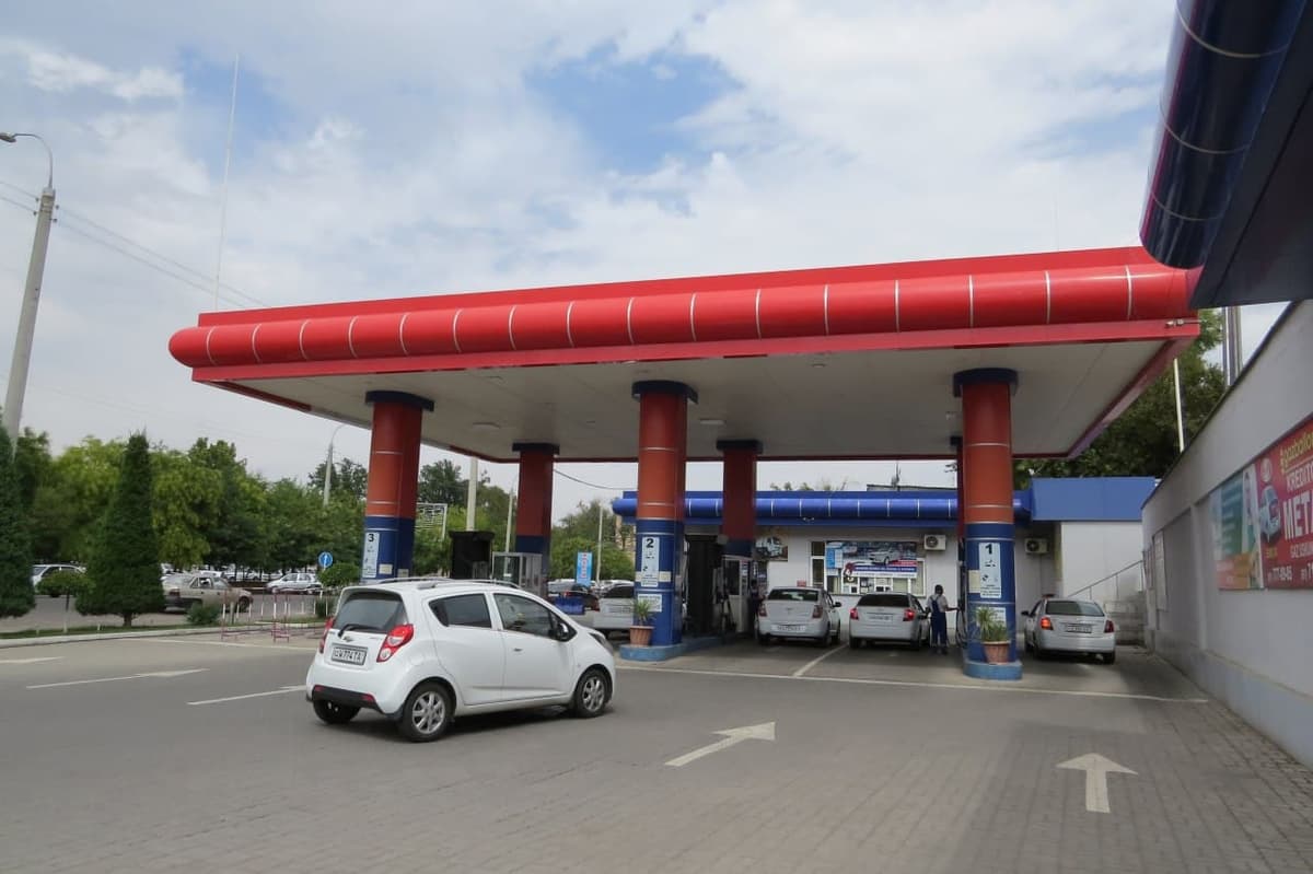 «Узбекнефтегаз» прекращает продажу бензина АИ-80