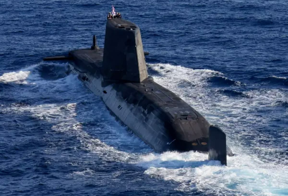 Britaniya Fransiyaning «jig‘iga tegmaslik» uchun yangi suvosti kemasi nomini o‘zgartiradi
