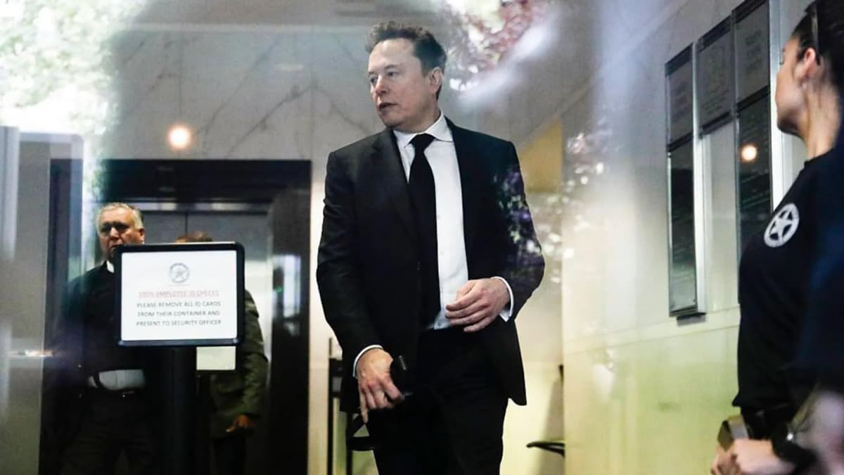 Ilon Mask sudda OpenAI rahbari Sem Altmanga yutqazdi