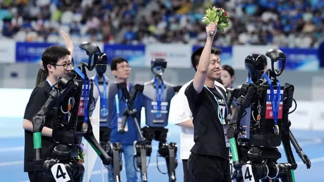 Robotlar olimpiadasida Xitoy kompaniyalari zafar quchdi