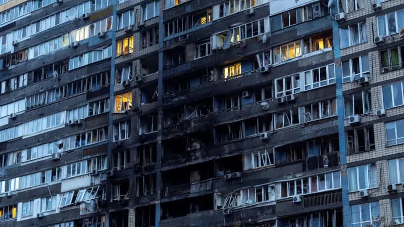 Rossiya yana Ukrainani yoppasiga o‘qqa tutdi