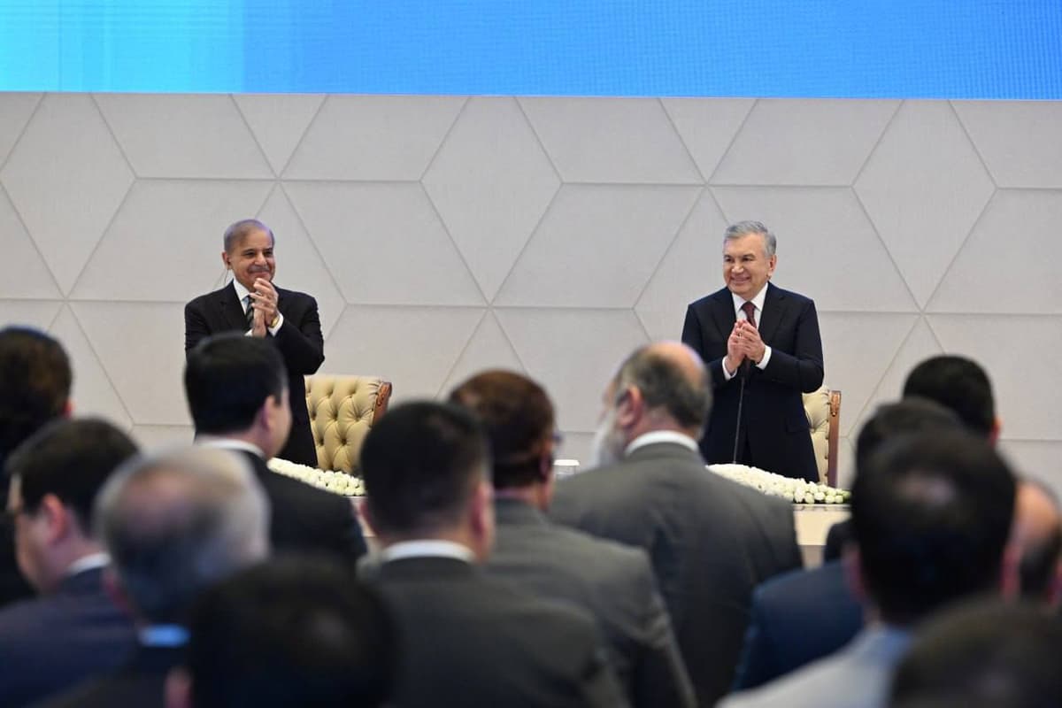 O‘zbekiston prezidenti va Pokiston bosh vaziri qo‘shma biznes forumida ishtirok etdi