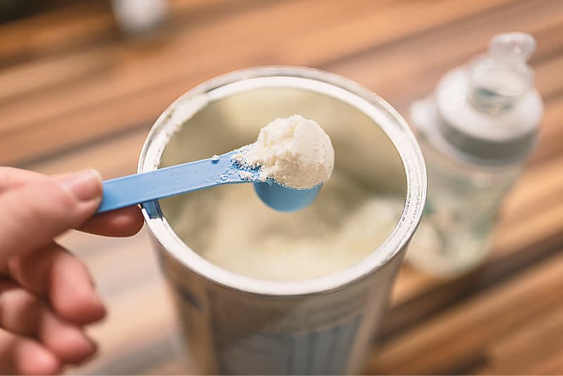 Nestle хавфли токсин туфайли Қозоғистонда савдога чиққан болалар озуқасини қайтариб олади