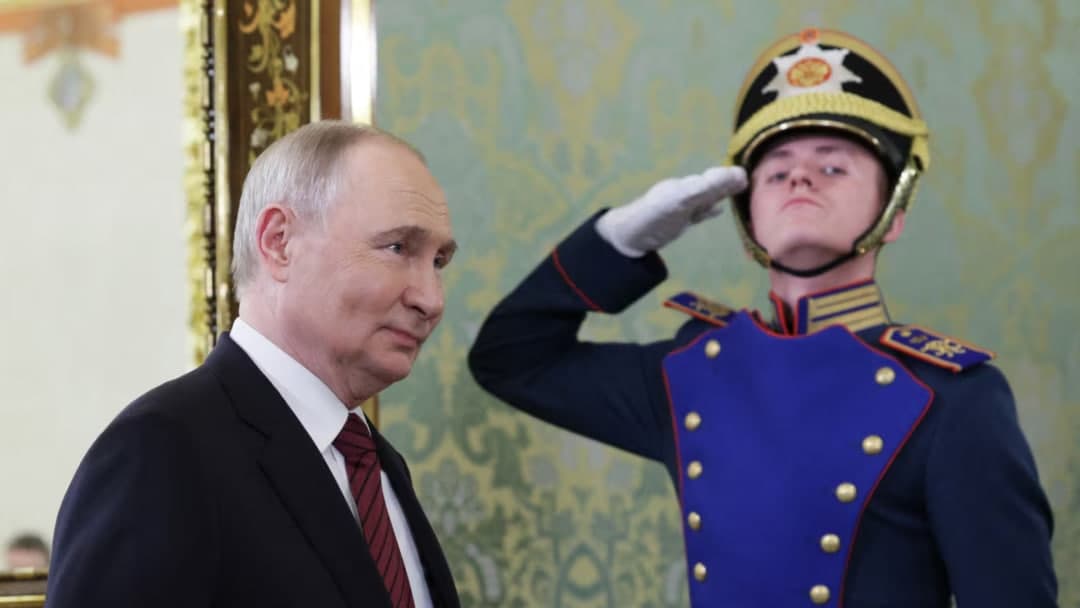 Путин Украинага тўғридан тўғри музокараларни тиклашни таклиф қилди