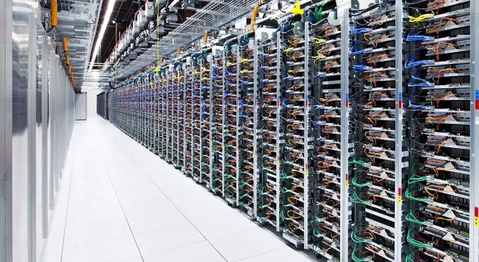 Google Rossiyadan o‘z serverlarining bir qismini olib chiqmoqda