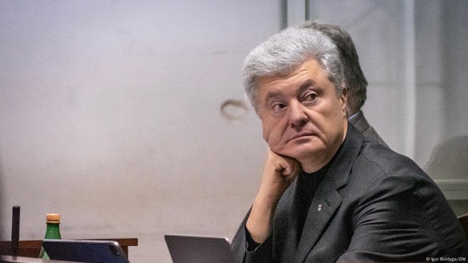 Poroshenko Ukraina hukumatining butun tarkibini iste’foga chiqarishni talab qildi