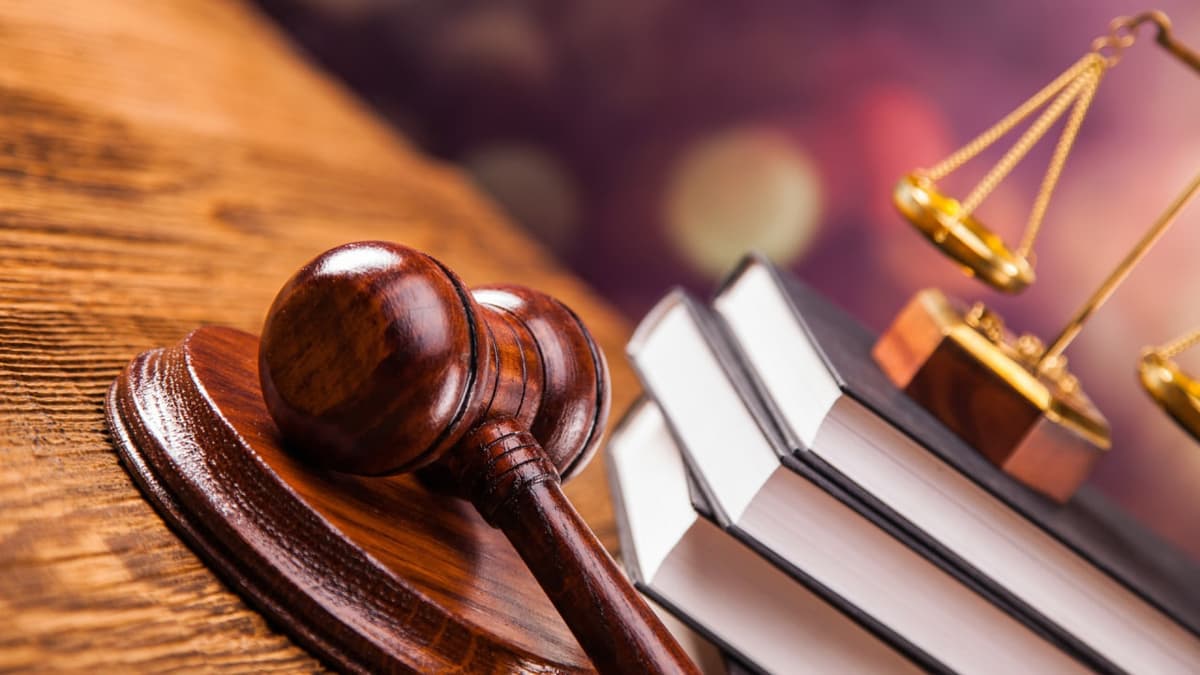 O‘zbekistonda sudyalar va sud xodimlari kuni belgilanadi