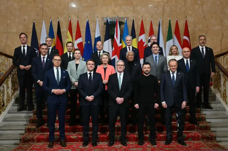 Британия ва Франция Украина учун тинчлик режасини тайёрламоқда
