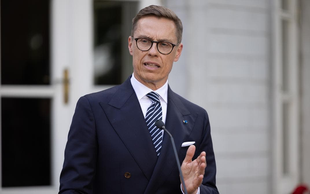 Глава Финляндии предложил усилить военную поддержку Украины