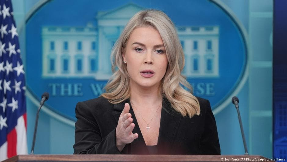 Livitt: Ukraina bo‘yicha muzokaralar davom etmoqda, lekin prezidentlar bu hafta uchrashmaydi