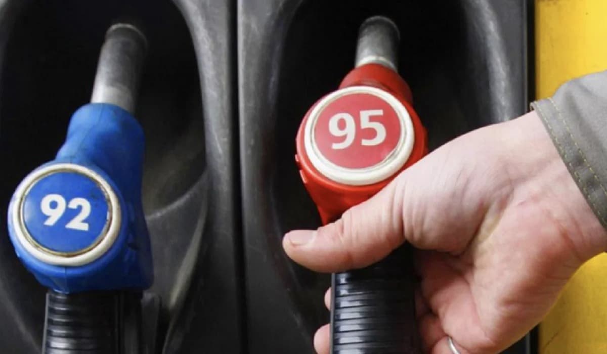 В Бухаре бензин, проданный как АИ-95, вывел автомобиль из строя