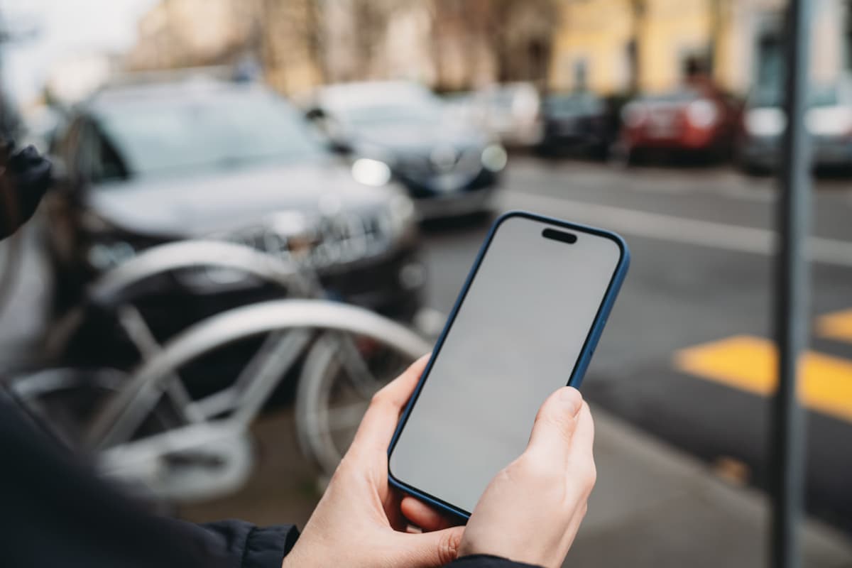 Londonlik cho‘ntakkesarlar iPhone’dan boshqa telefonlarni egasiga qaytarmoqda