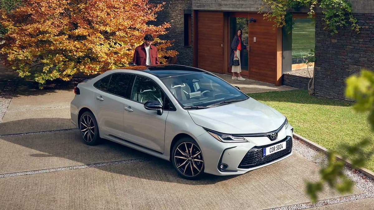Toyota Corolla дунёда энг кўп сотилаётган автомобил бўлиб қолмоқда