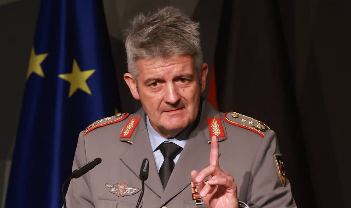 Бундесвер генерали: Россия НАТОга эртагаёқ ҳужум қилиши мумкин