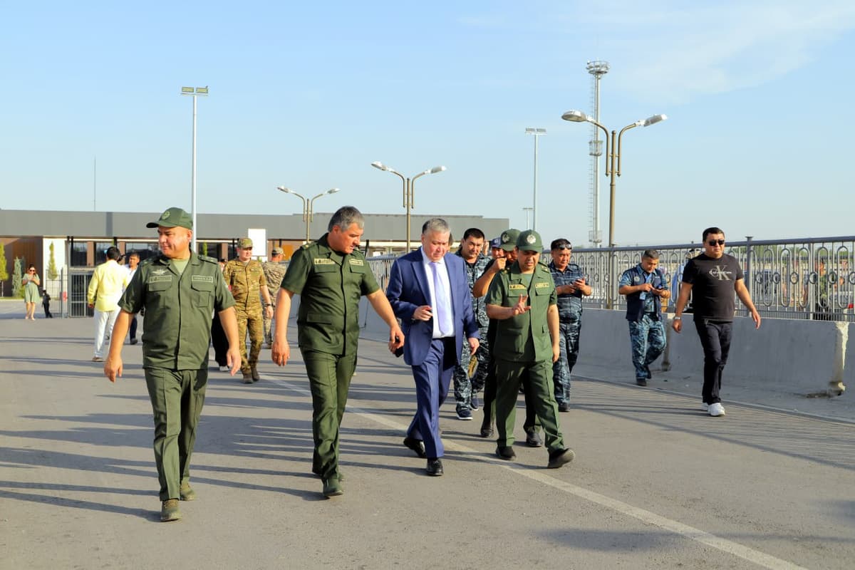 Uzbekistan and Kazakhstan agree on joint measures to ease border traffic