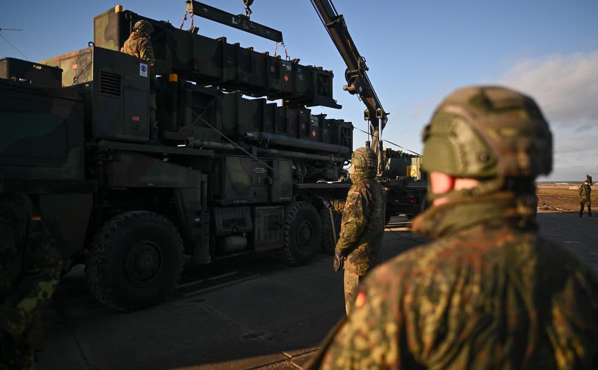 Bloomberg: London Ukraina uchun AQShdan qurol sotib olishga tayyor