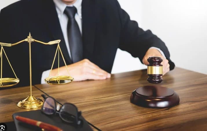Tergov sudyasi shaxsning huquqlariga rioya etilishi ustidan sud nazoratini amalga oshiradi