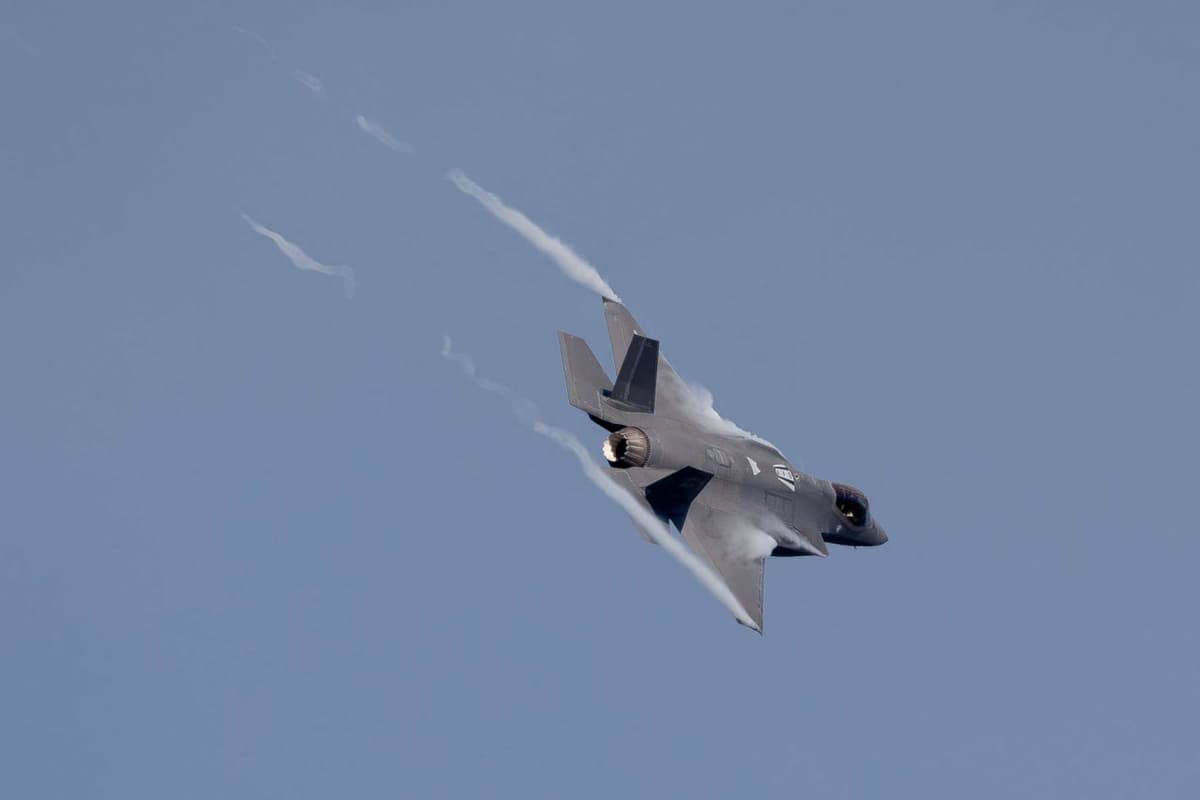 Eron urush boshlanganidan beri birinchi marta Amerikaning F-35 qiruvchi samolyotiga zarba berdi