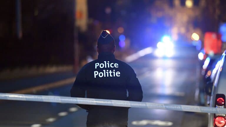 Belgiyada teraktga tayyorgarlikda gumon qilingan uch kishi qo‘lga olindi